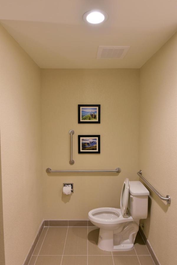 Comfort Inn & Suites ロックヒル エクステリア 写真