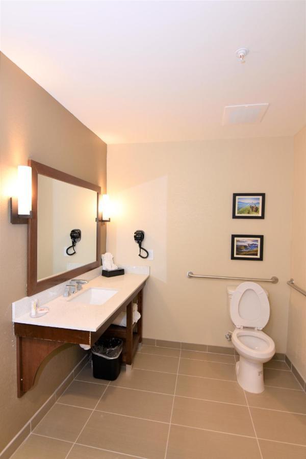 Comfort Inn & Suites ロックヒル エクステリア 写真
