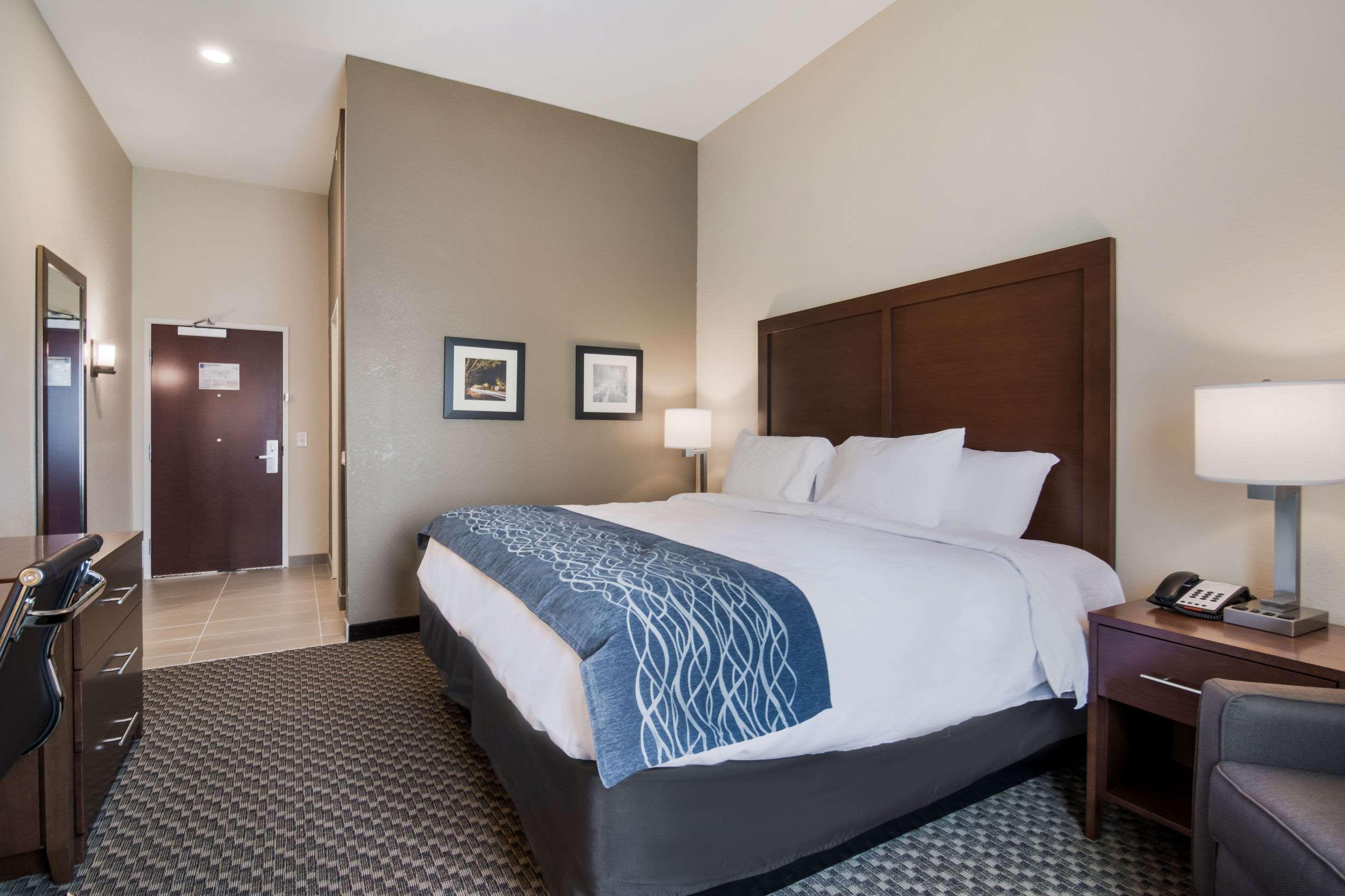 Comfort Inn & Suites ロックヒル エクステリア 写真