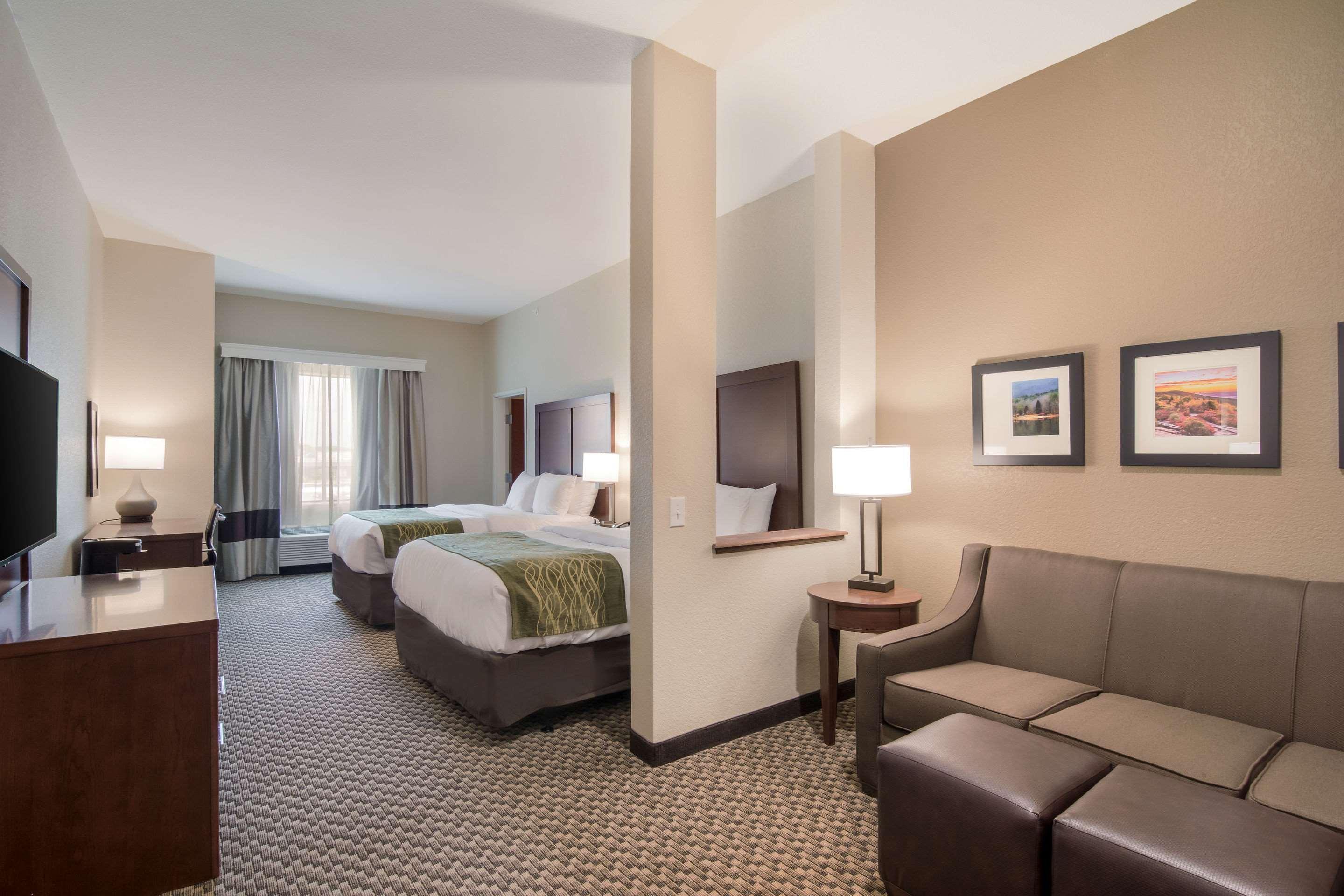 Comfort Inn & Suites ロックヒル エクステリア 写真