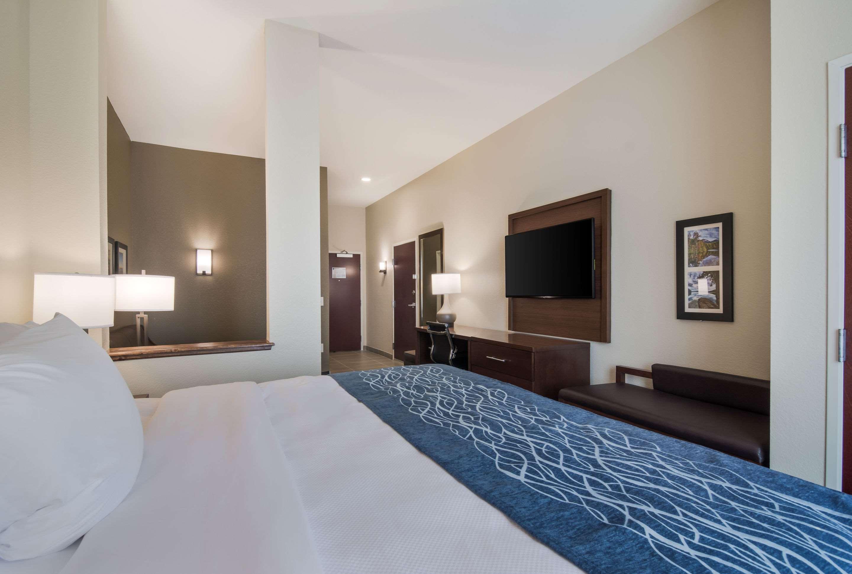Comfort Inn & Suites ロックヒル エクステリア 写真