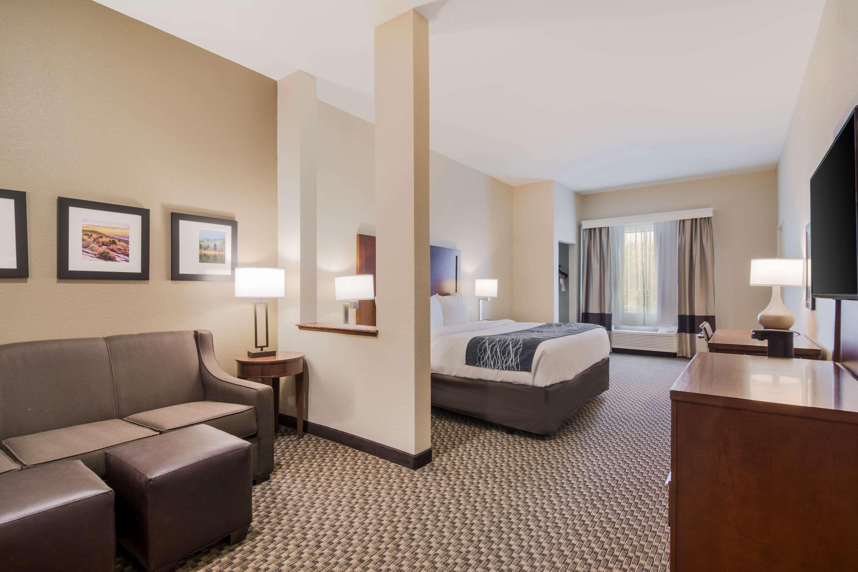 Comfort Inn & Suites ロックヒル エクステリア 写真