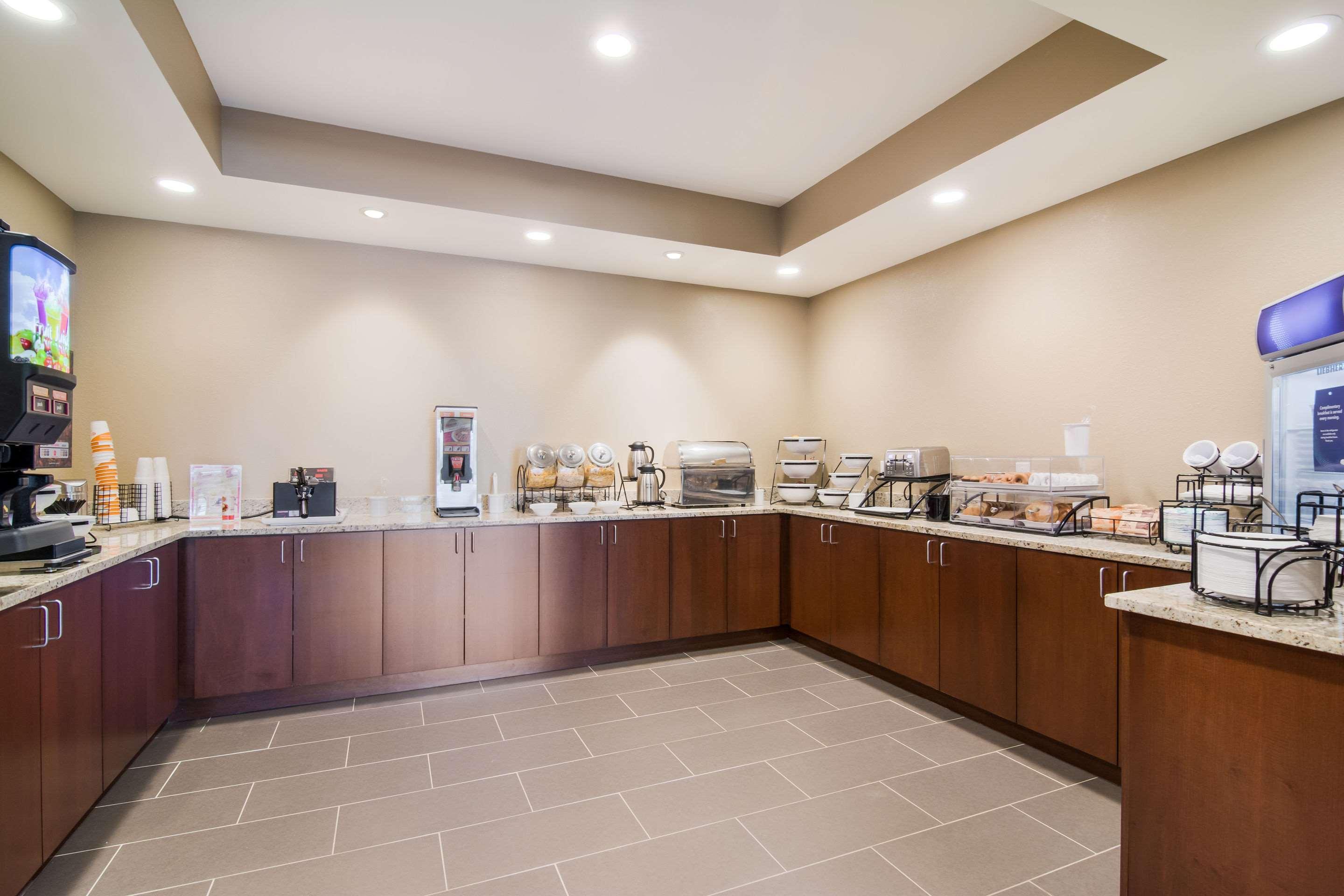 Comfort Inn & Suites ロックヒル エクステリア 写真
