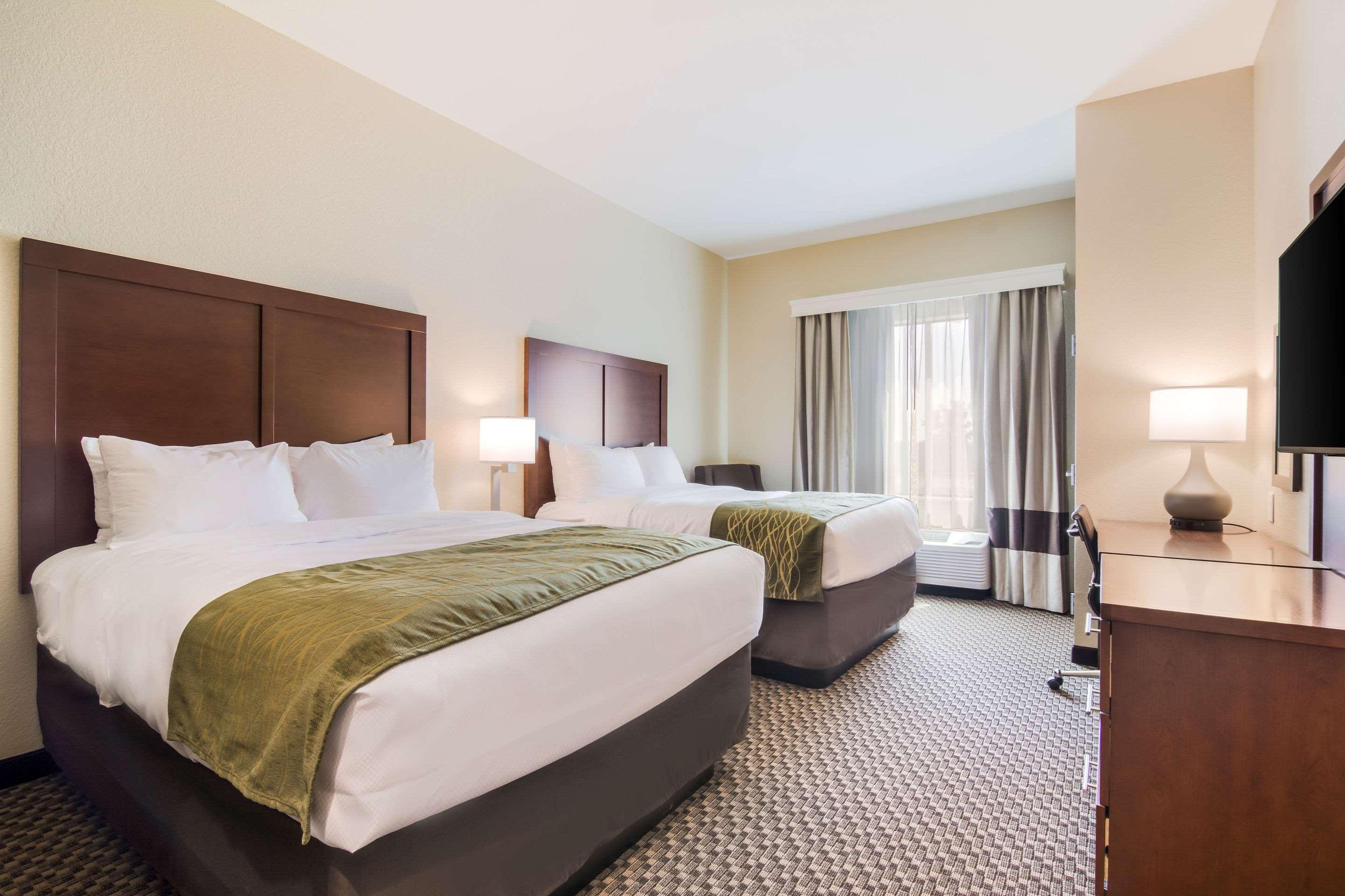 Comfort Inn & Suites ロックヒル エクステリア 写真