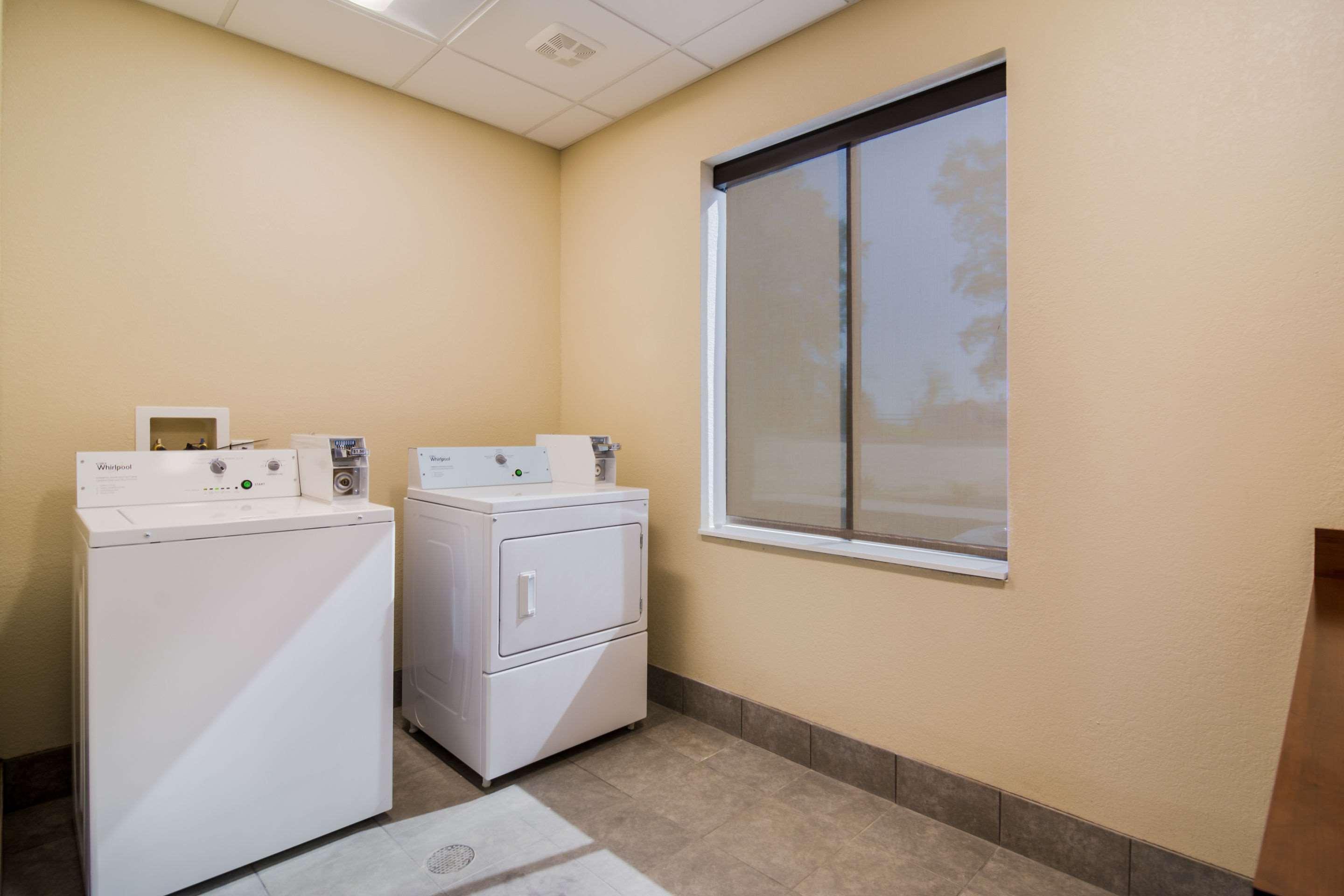Comfort Inn & Suites ロックヒル エクステリア 写真